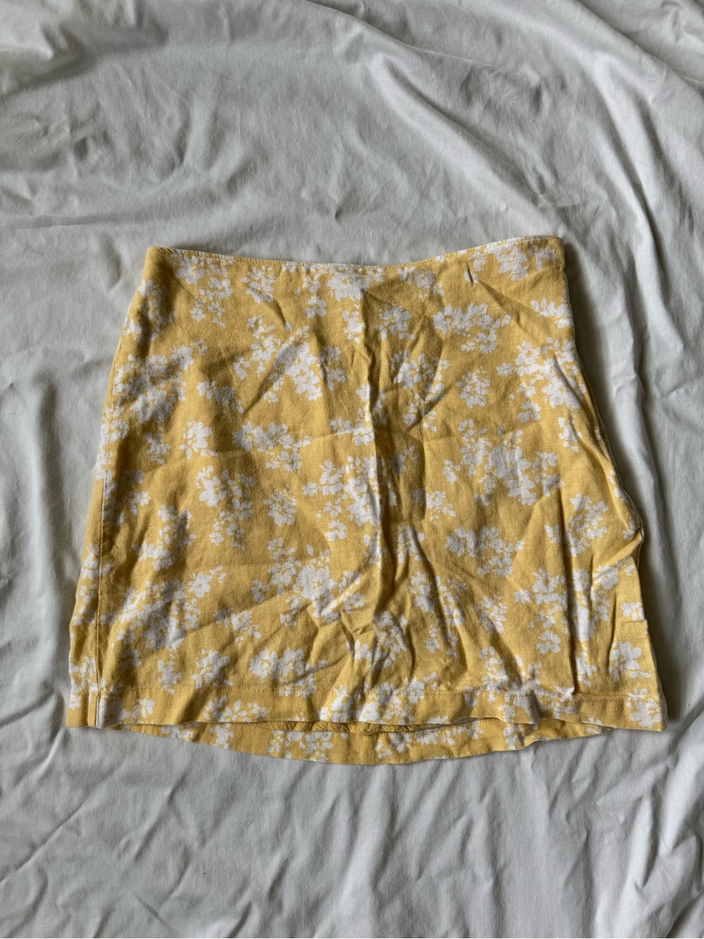 Abercrombie & Fitch Yellow Floral A-Line Mini Skirt, Small